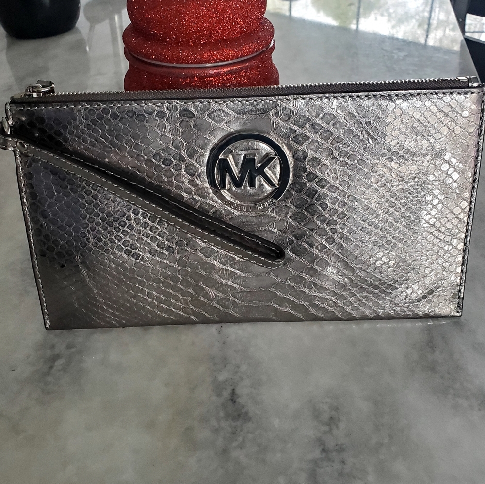 Michael Kors Metallic Silver Python/Snake Embosse… - image 4